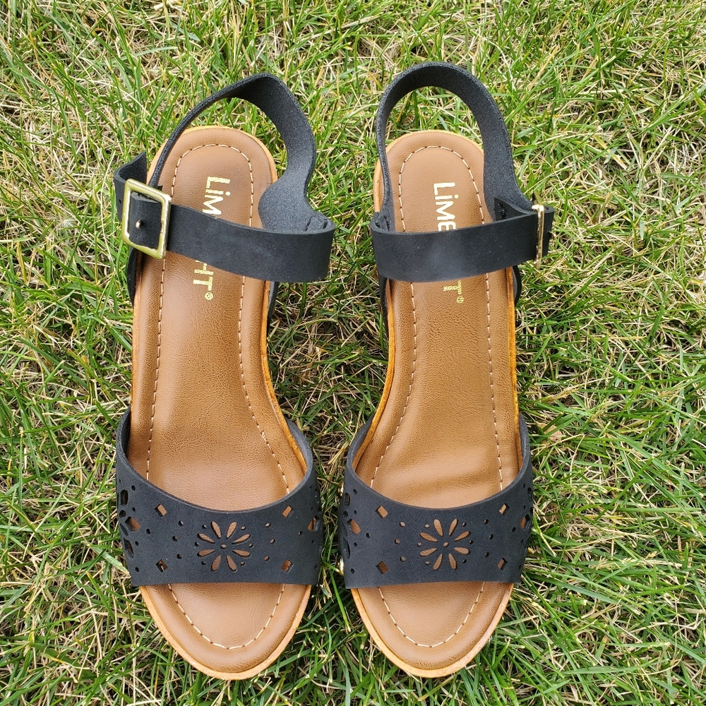 Wedge Sandals - Picture 2 of 5
